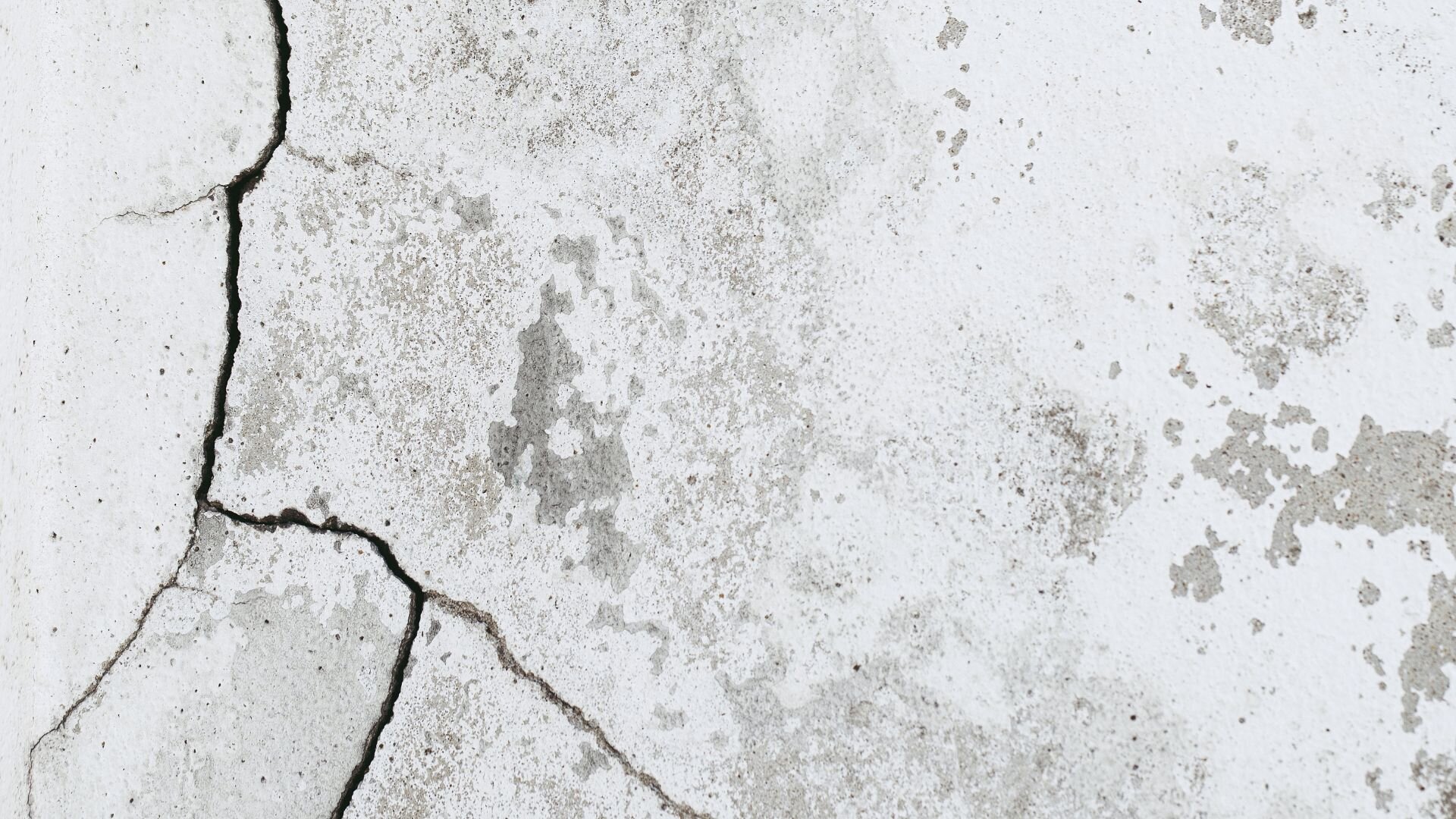 Crack in concrete