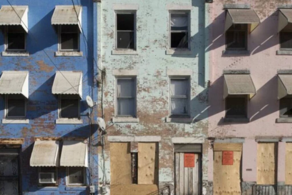philadelphia aging rowhomes