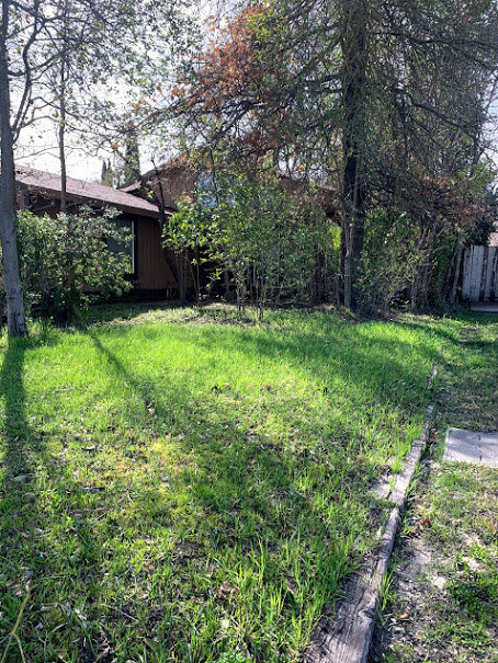 hoarder house in florin