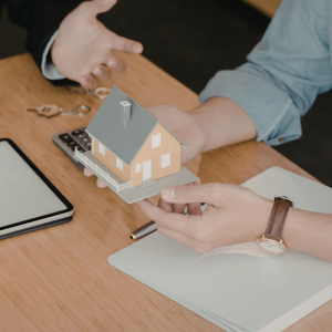 Steps to Selling a Flooded House In Baltimore