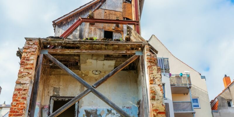 Understanding Why a House Is Condemned and What It Means for Sellers