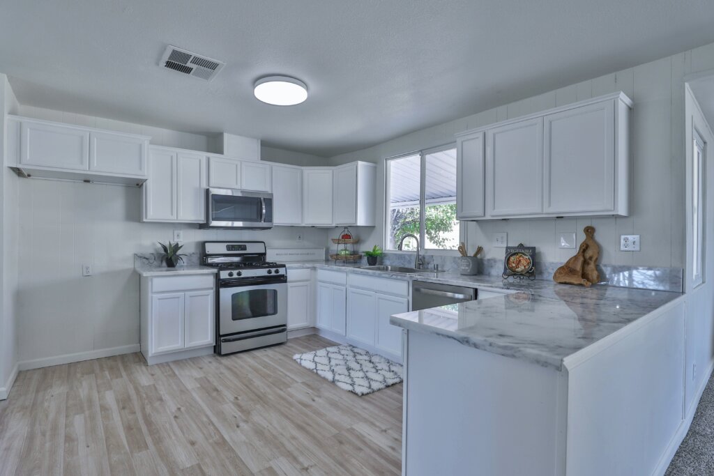 7413 mandeville lans florin