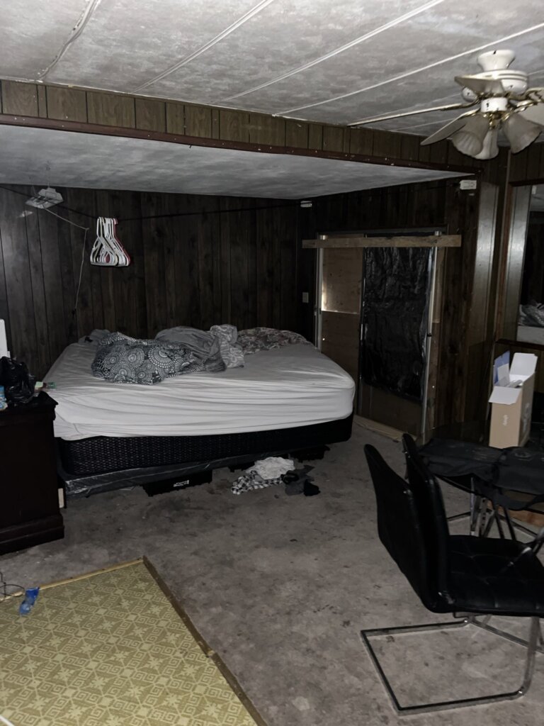 vacant abandoned home
