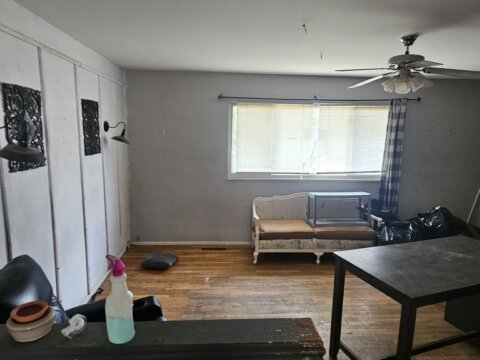 Prado Dr. Wholesale Living Room