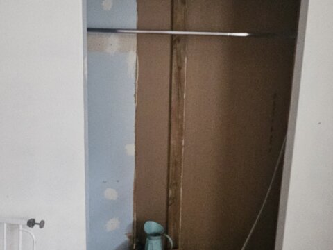 Prado Dr. Wholesale Closet 2