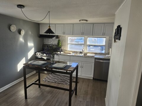 Quail Hill Galley Rd. Kitchen Phone Pic