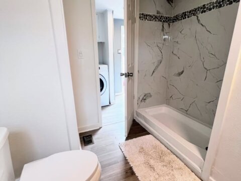 Quail Hill Galley Rd Bathroom