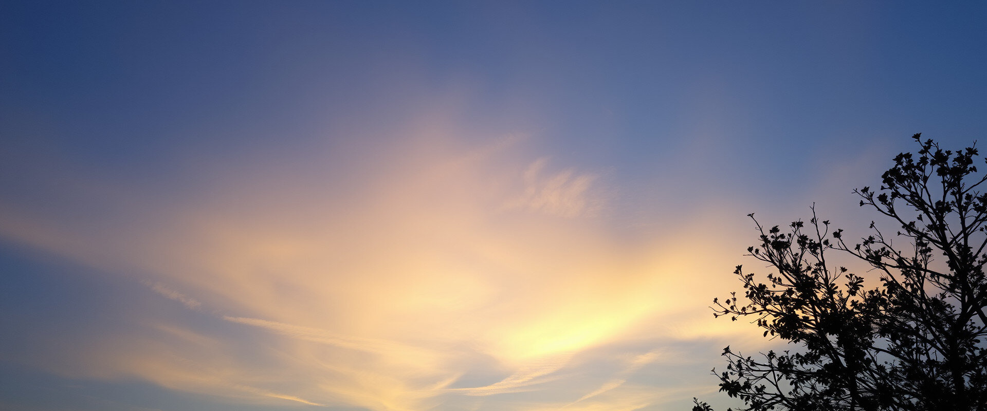 Image of the sky and clouds