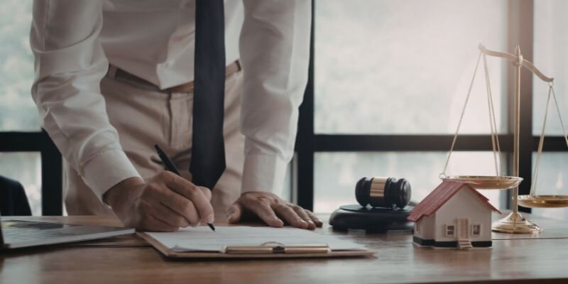 Why a Transaction Coordinator Is Essential for Real Estate Wholesalers in [market_city]