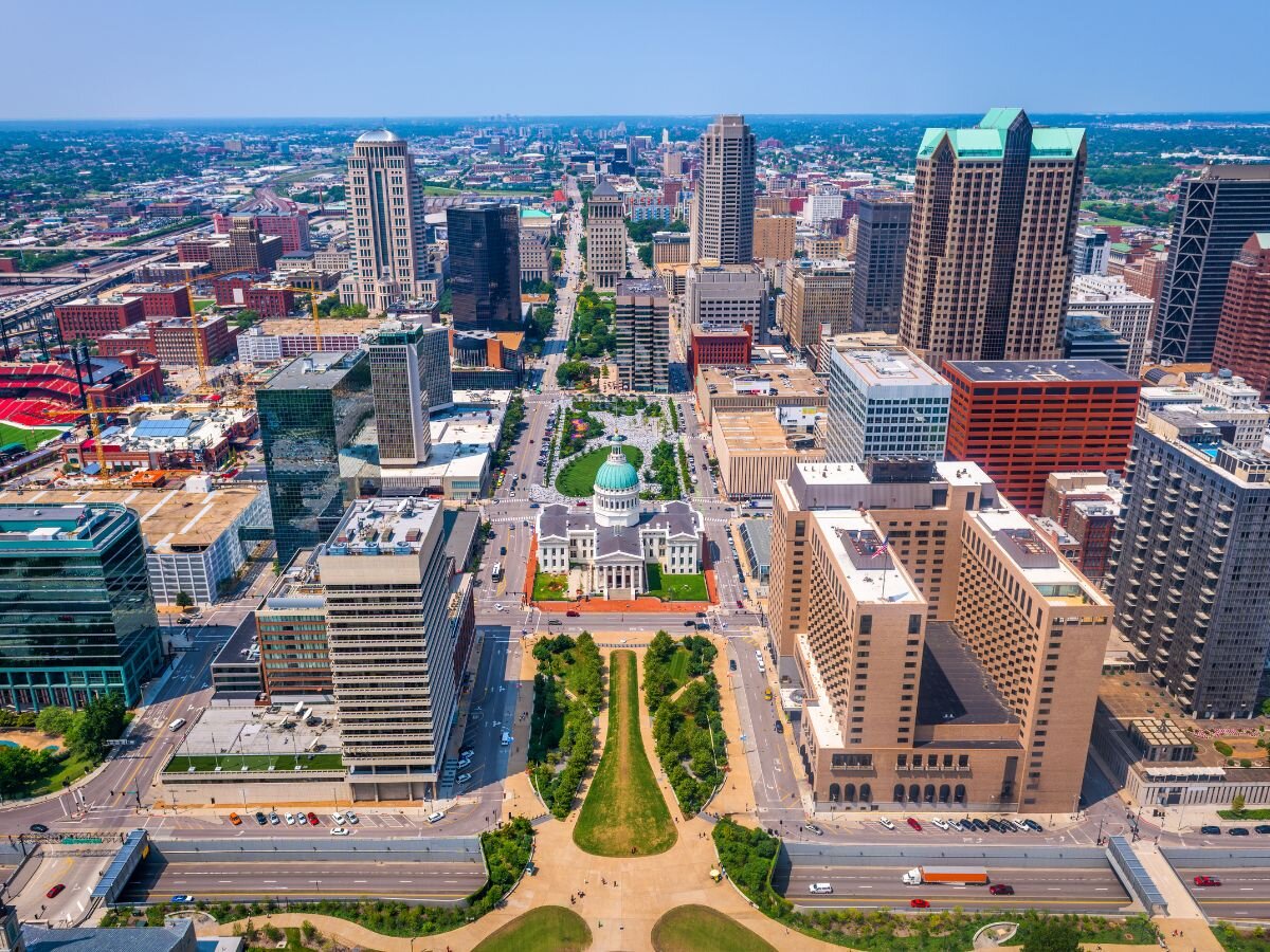 St. louis city view from arch