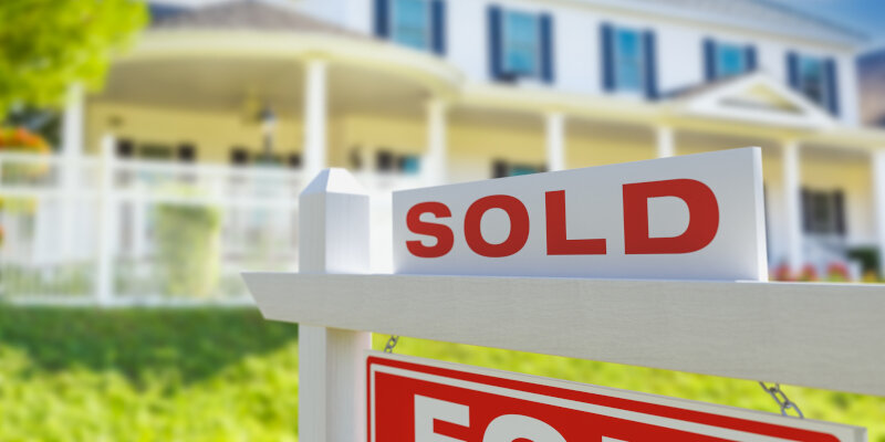 What Are the Benefits of Selling to Local Home Buyers Instead of Listing?
