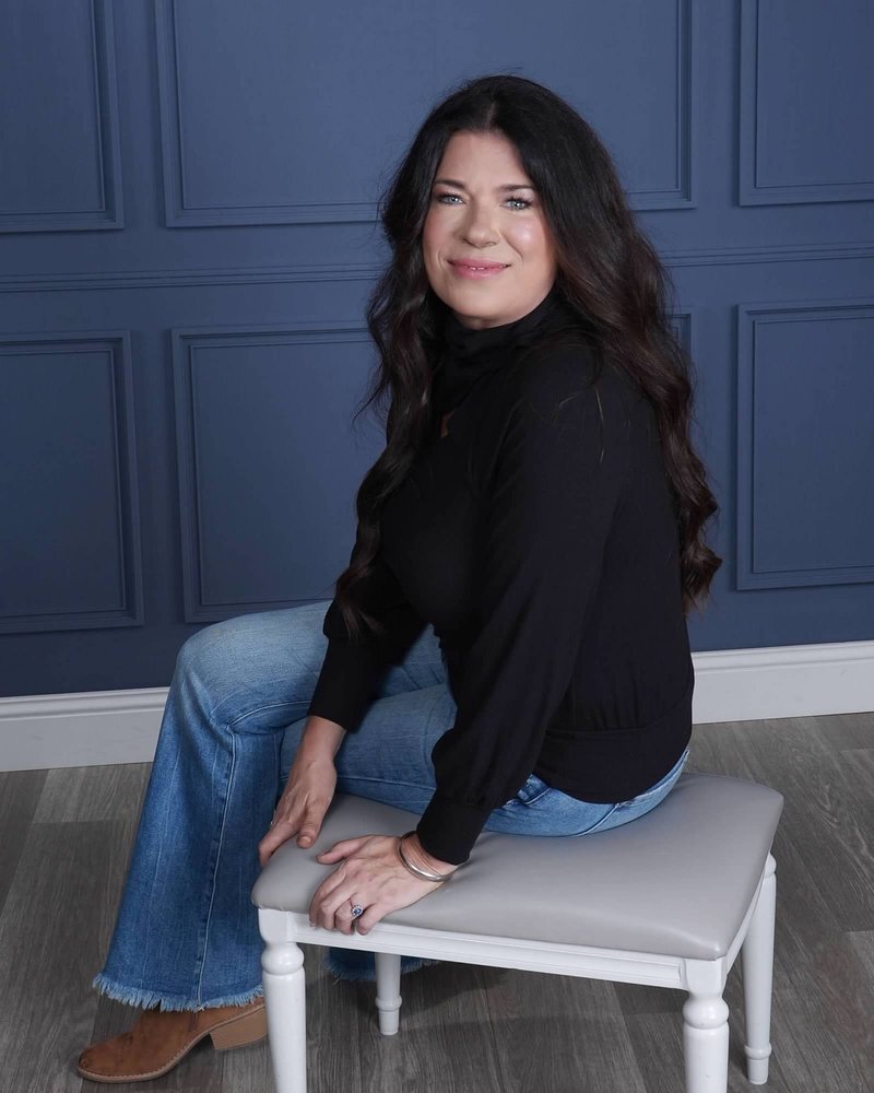 Georgia Dennis - The Happy House Buyer