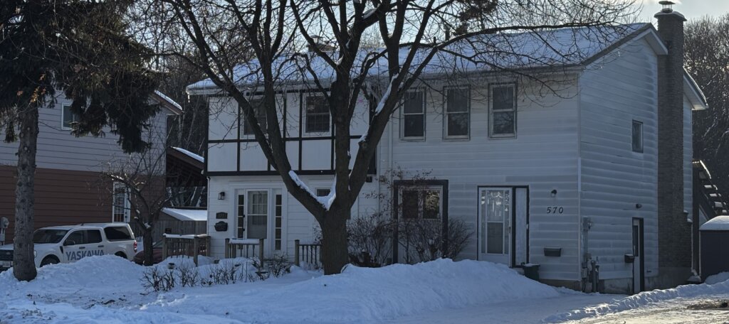 Stratford duplex sold to Family Home Buyers