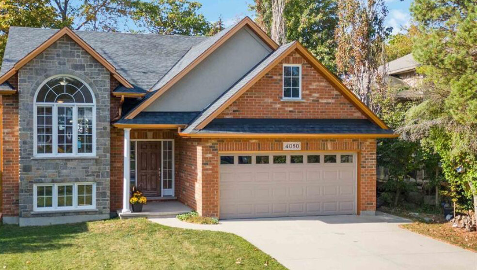 House in Wyoming, Ontario