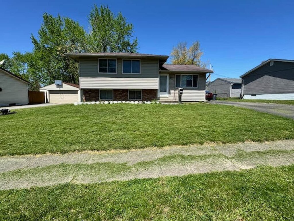 Sell a rental property with tenants in Gahanna Ohio, landlord selling occupied house as-is to local cash home buyers with no evictions, no repairs, and a fast closing in Gahanna OH
