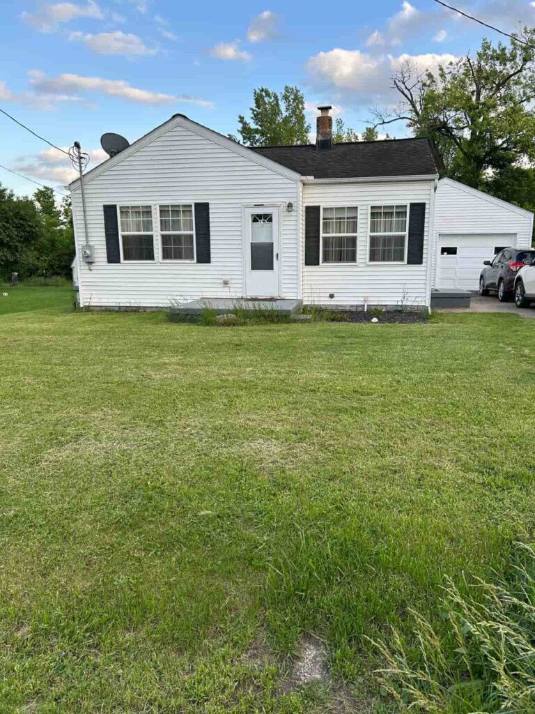 Sell a vacant house in Reynoldsburg Ohio, homeowners selling empty property as-is to local cash home buyers with no repairs, no showings, and a fast closing in Reynoldsburg OH