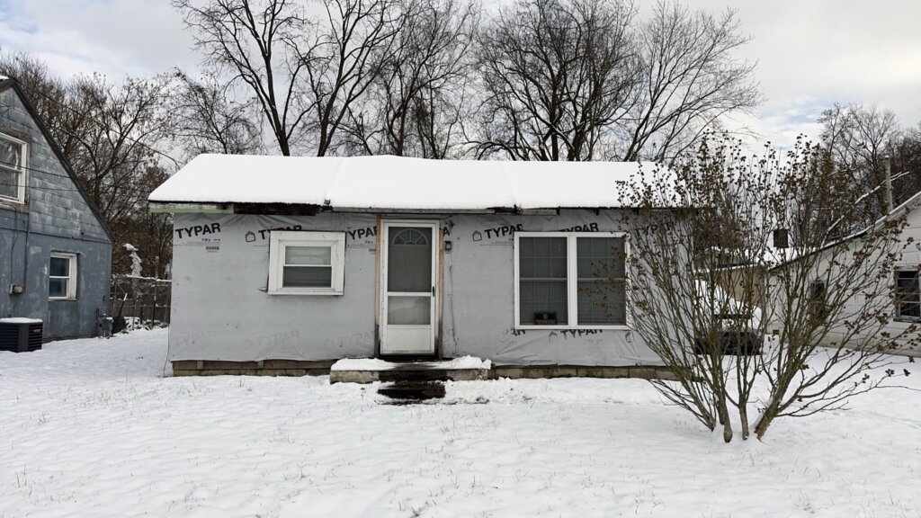 Missed mortgage payments in Grove City Ohio, homeowners behind on payments exploring options to sell their house fast for cash and avoid foreclosure in Grove City OH