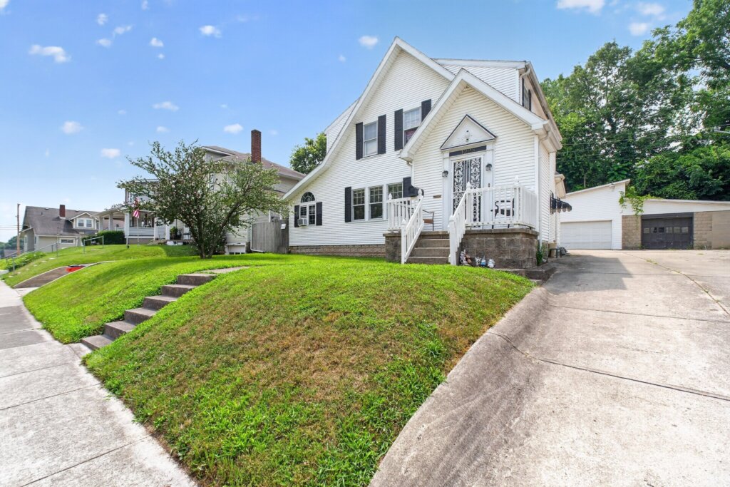Dublin Ohio house facing foreclosure with homeowner exploring mortgage assistance and cash sale options