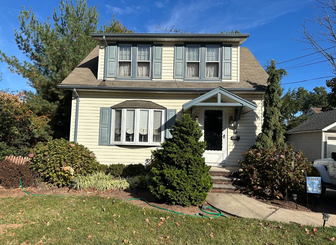 Piscataway New Jersey house before renovation by the ClikOffer team