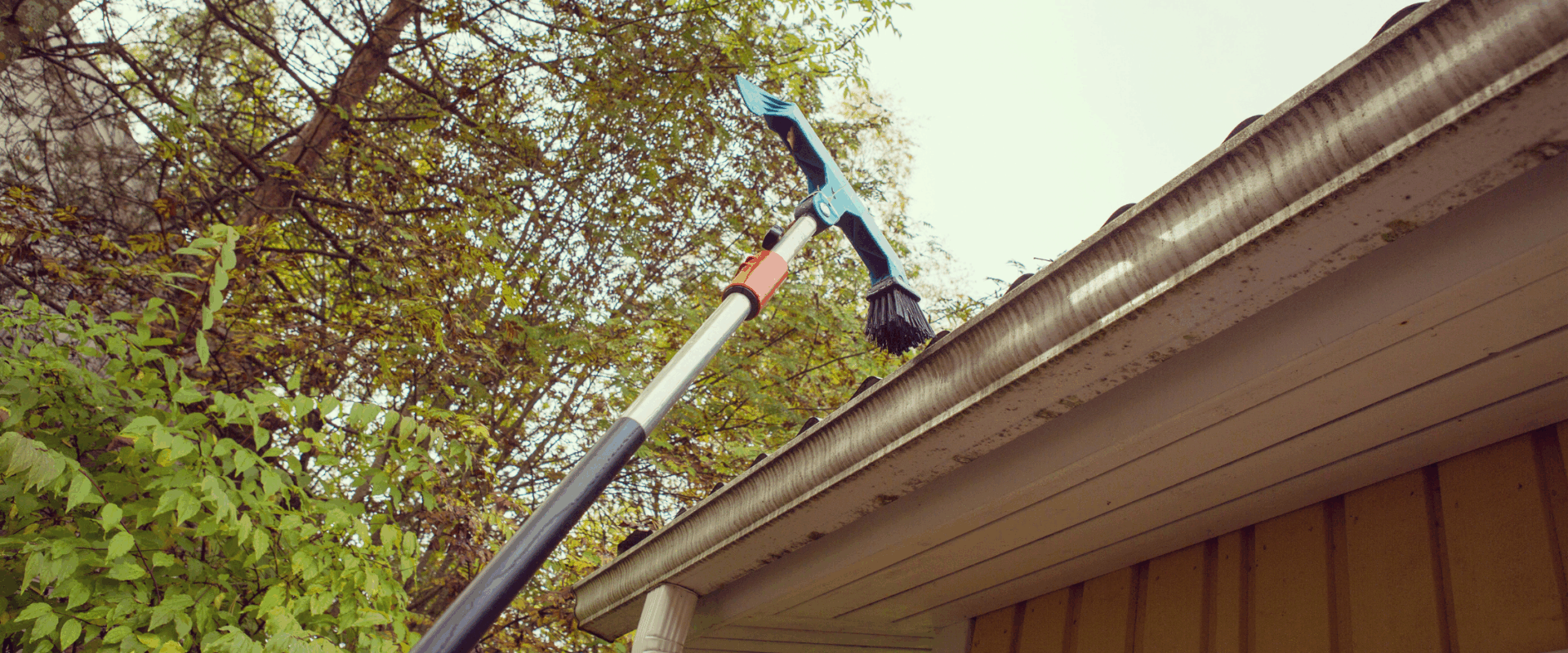 Gutter cleaning and Brightening to protect your home