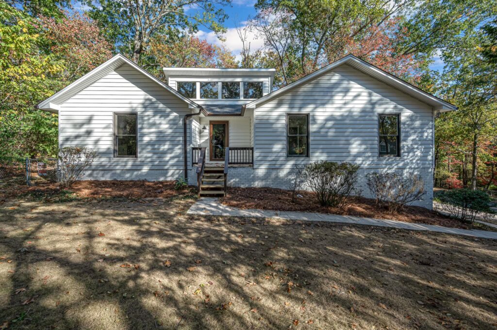 Venture South Homebuyers buys homes like this one in Birmingham, Alabama