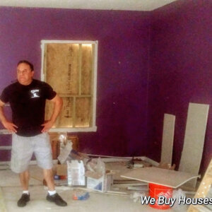 Robert Hernandez workng at 10 Day Home Buyers