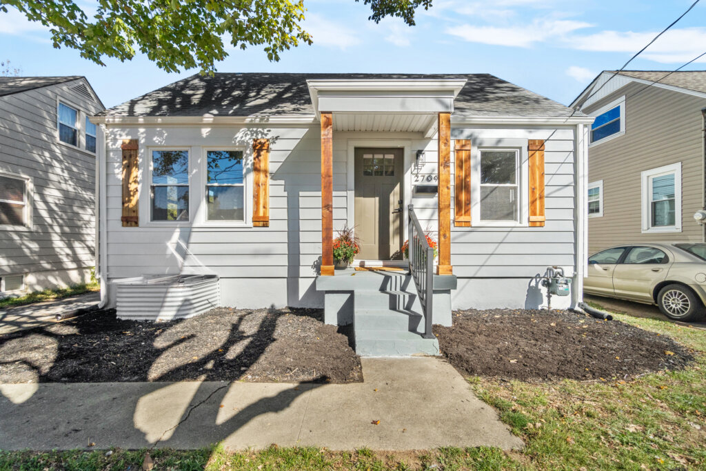 House sold for cash in Louisville, KY