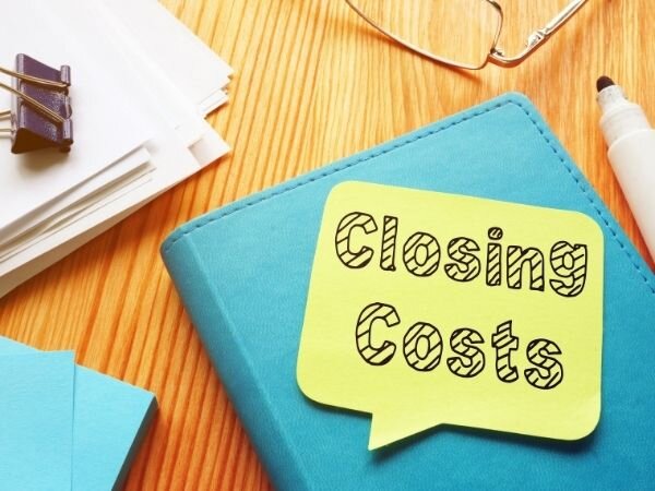 Calculating closing costs in Texas