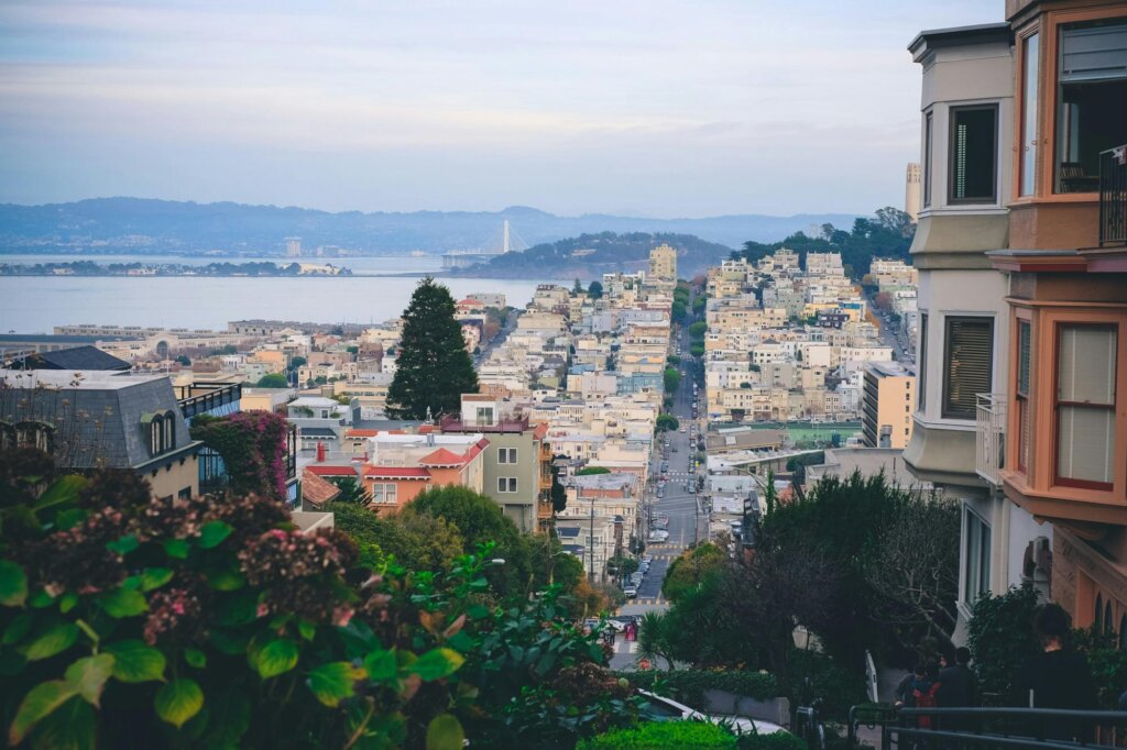 city view neighborhood in Minnesota where homeowners sell houses fast