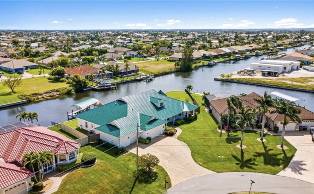 Cape Coral waterfront home sold for $1 million