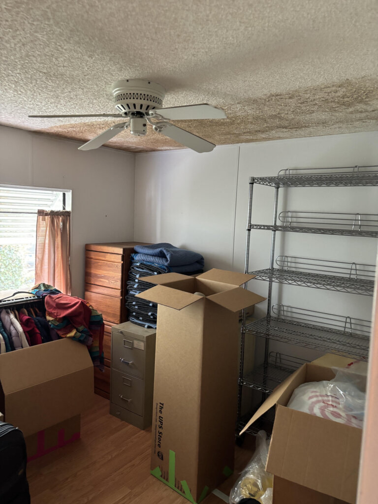 The seller was able to leave unwanted belongings behind rather than completely emptying the home before moving out of state.
