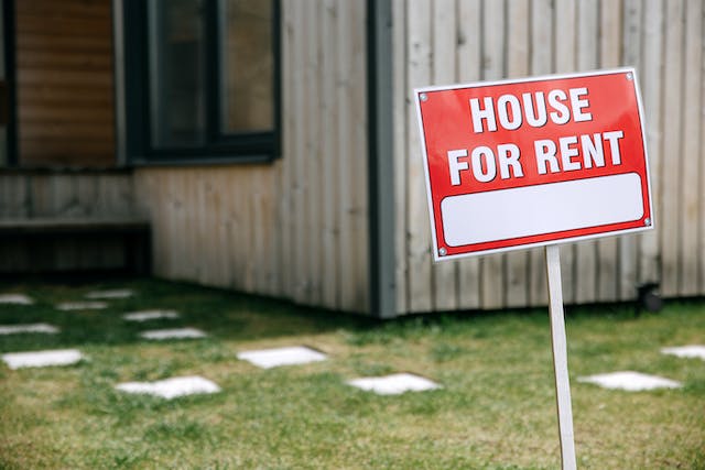 Tenant Troubles? Essential Tips for a Speedy Home Sale