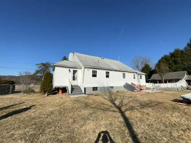 House in need of repairs in Shelton CT