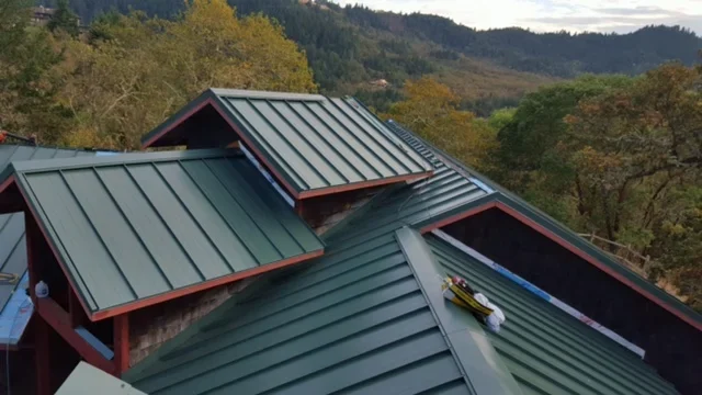 metal roofing contractor roseburg oregon