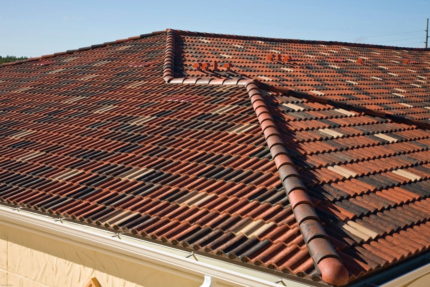 clay tile roofing contractor in sutherlin 