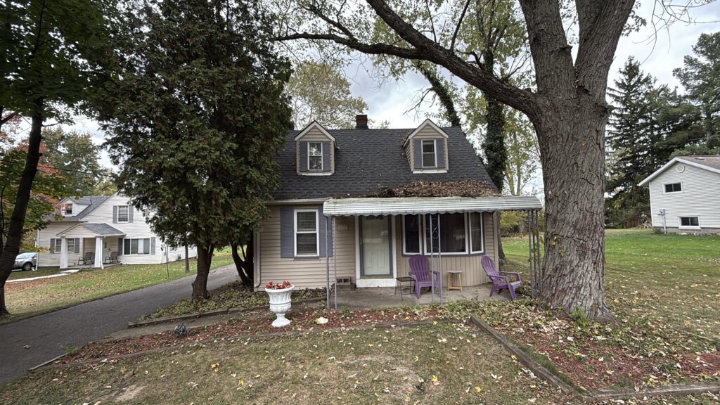 Sell Now Pros buys homes like this one in , 