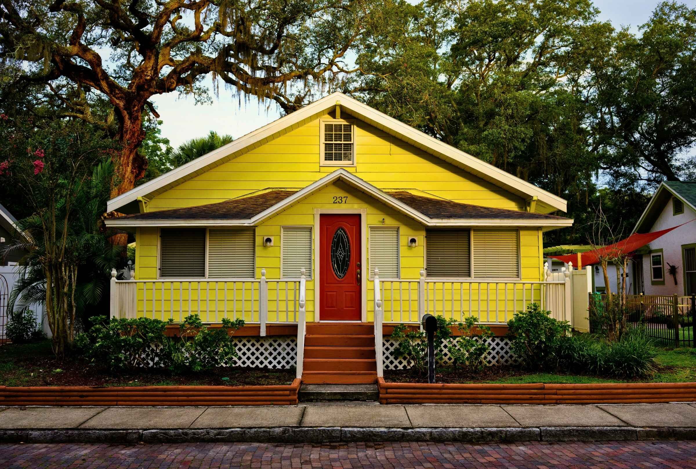 Single-family home with a front porch in South Florida