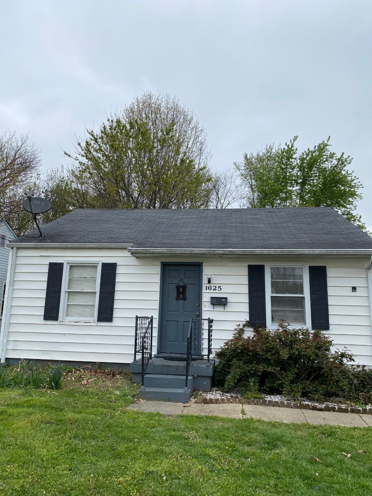 1625 Longfield Avenue Louisville, KY 40215