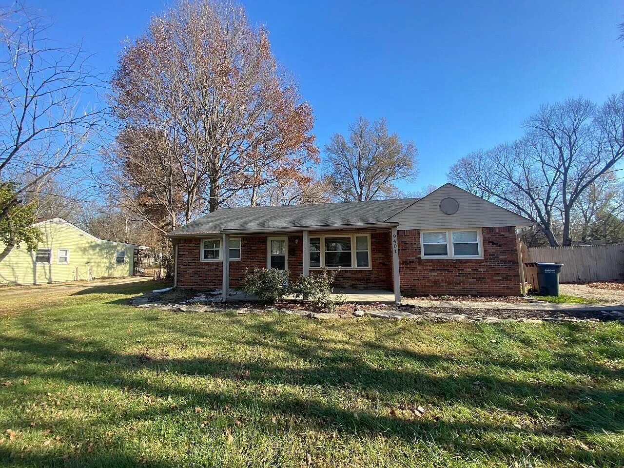 9401 Burgoo King Road Louisville, KY 40272