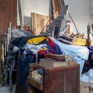 Guide to Selling a Hoarder House Louisville