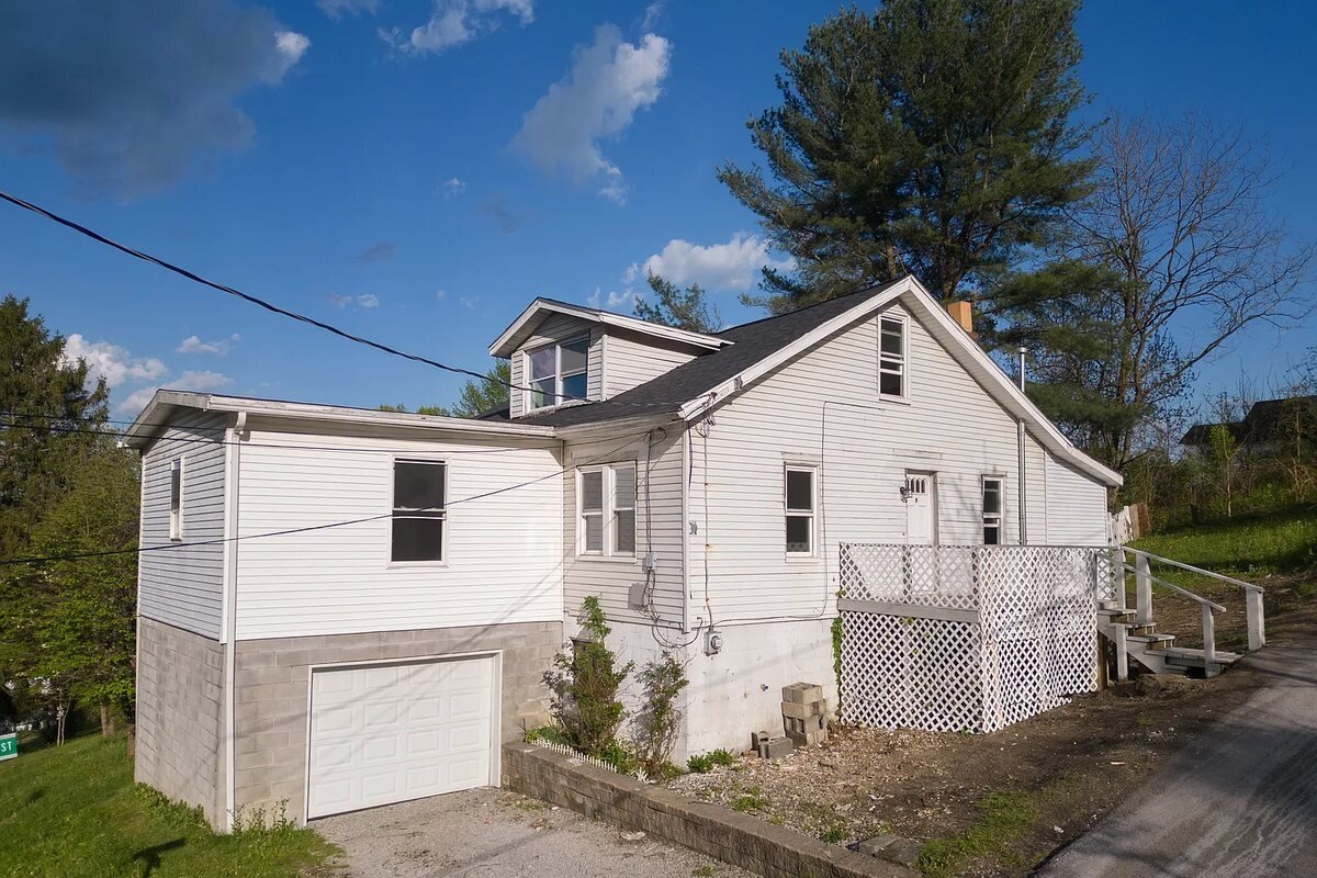 company that buy houses Morgantown
