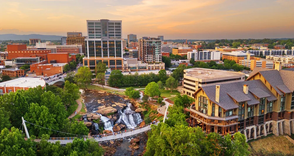 Homeowner selling a house fast in Greenville, North Carolina with DSKM Enterprises