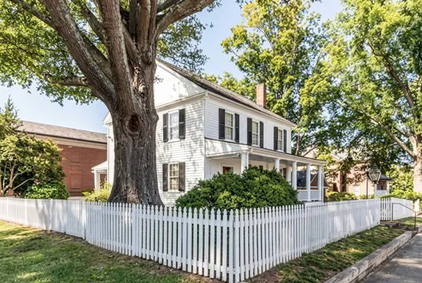 Salisbury, North Carolina home that needs repairs - DSKM Enterprises