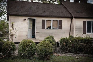 Homeowner discussing options for selling a house in Sanford, North Carolina