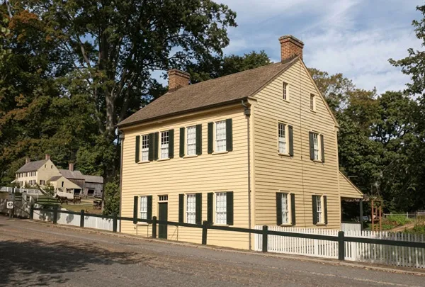 Common Reasons to Sell a House Fast in West End, Winston-Salem, NC – Inherited Homes, Needed Repairs, Vacant Rentals, and Downsizing | DSKM Enterprises