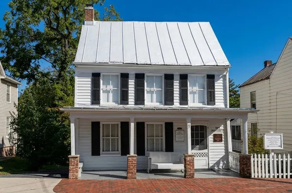 Winchester, Virginia home that needs repairs - DSKM Enterprises