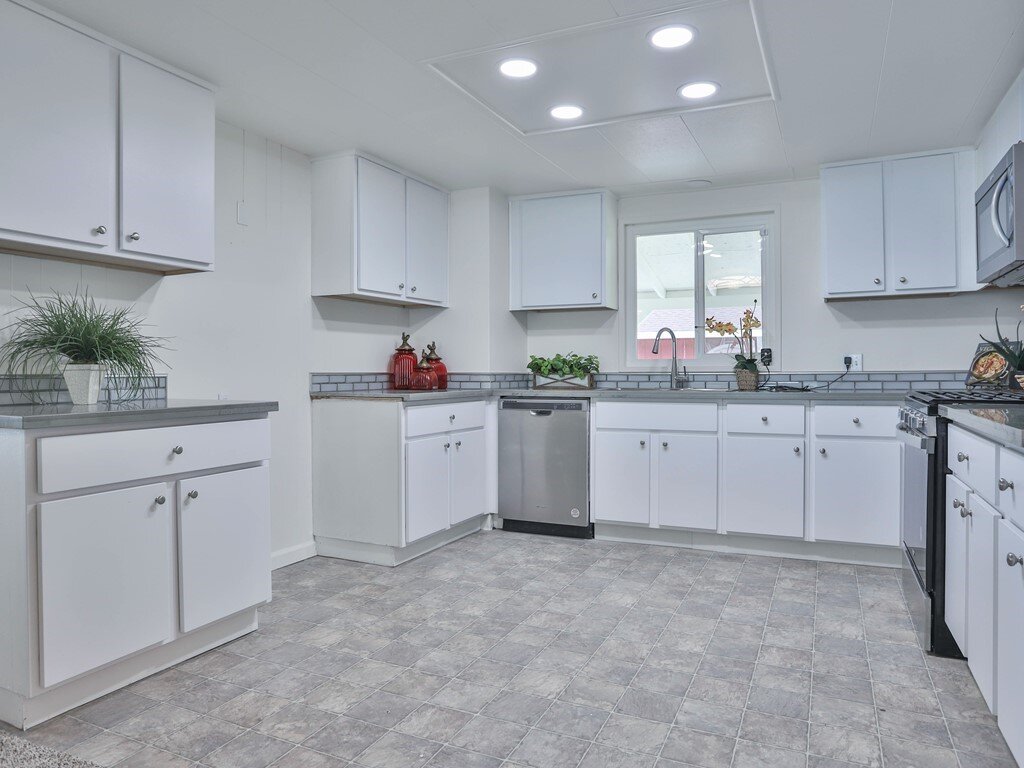remodeled flip property with tenants in sacramento